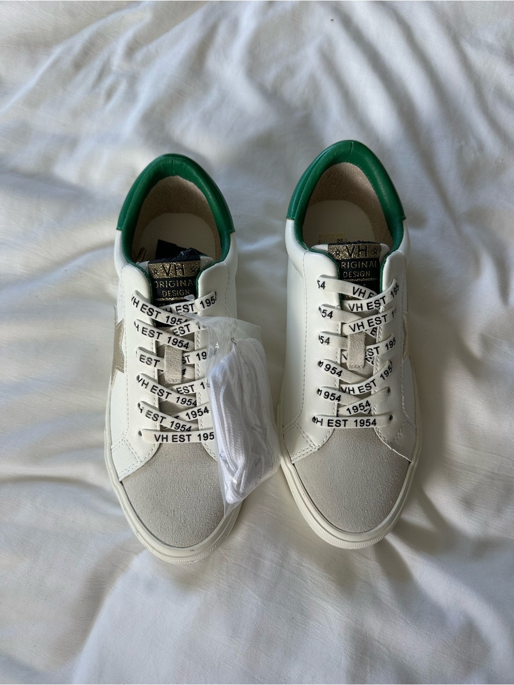 Vintage Havana White & Green Low-Top Sneakers